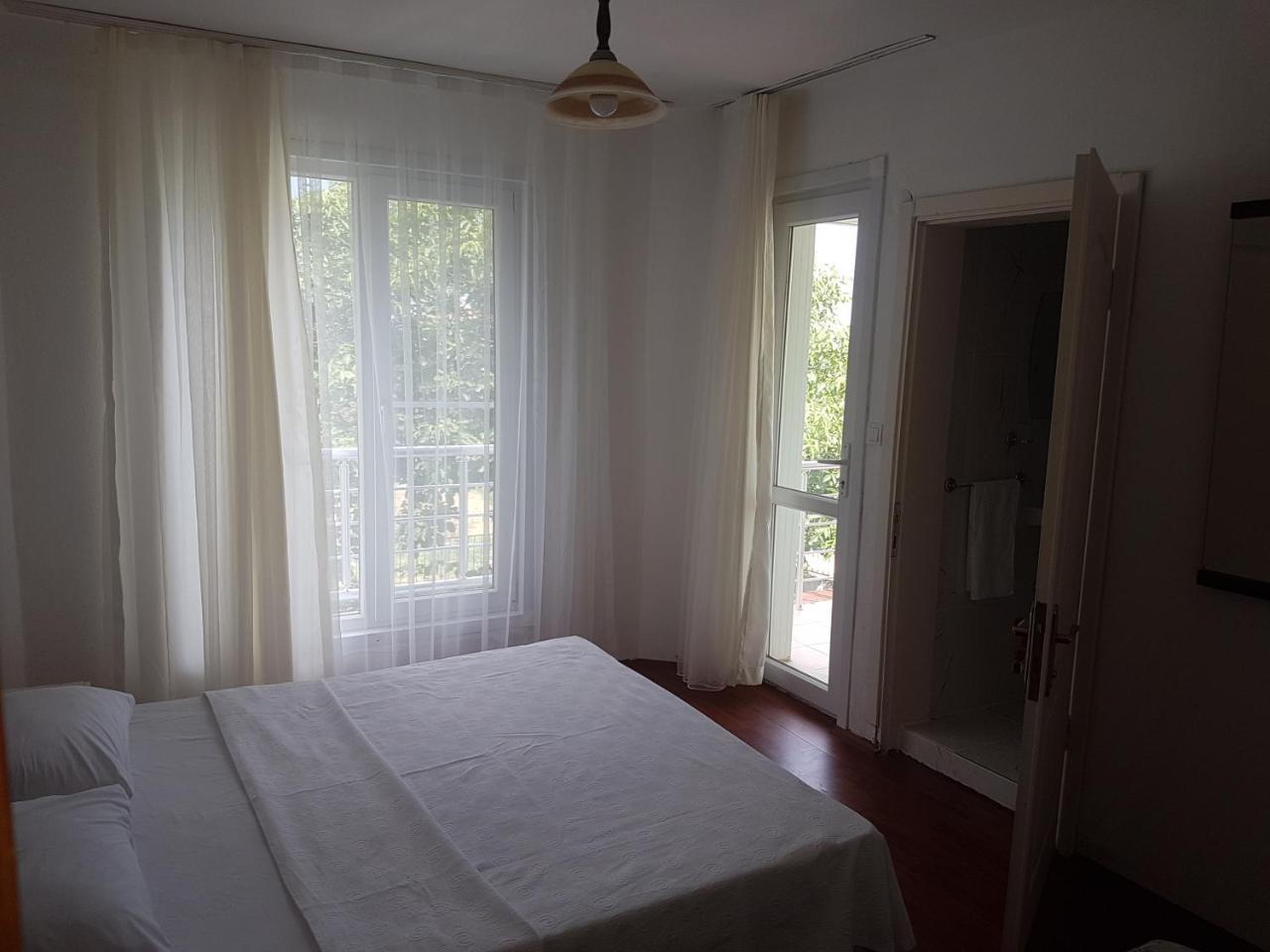 Akmonya Pansiyon Eriklice Buitenkant foto