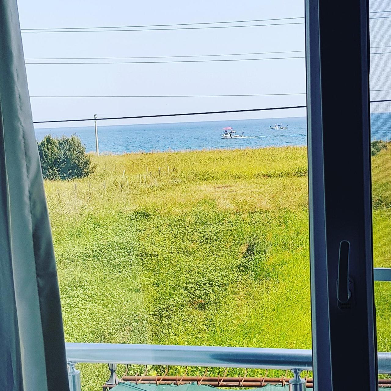 Akmonya Pansiyon Eriklice Buitenkant foto