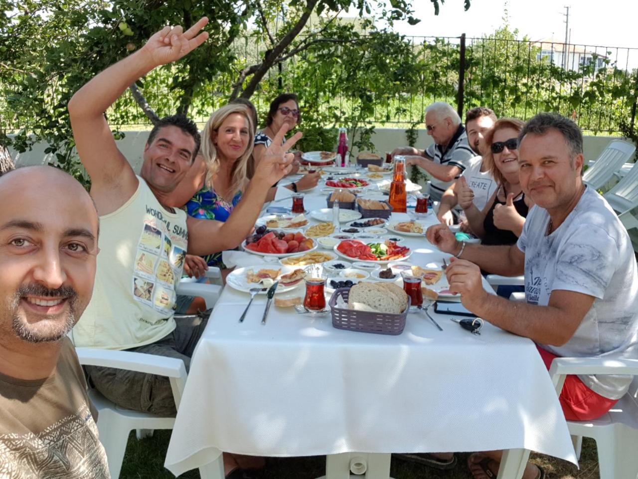 Akmonya Pansiyon Eriklice Buitenkant foto