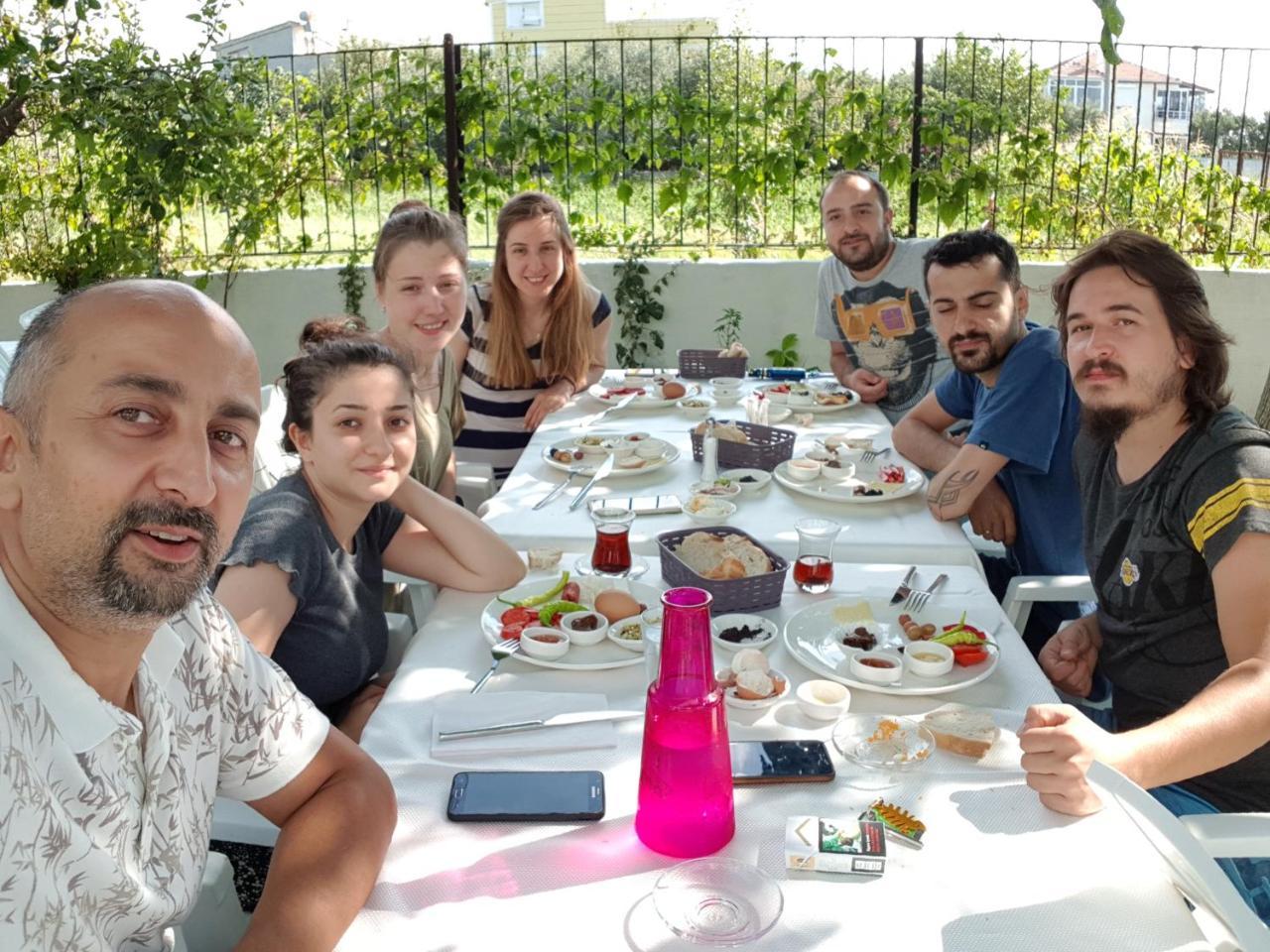 Akmonya Pansiyon Eriklice Buitenkant foto