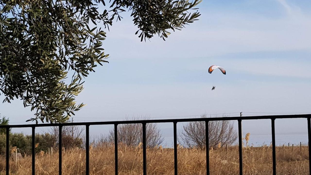 Akmonya Pansiyon Eriklice Buitenkant foto