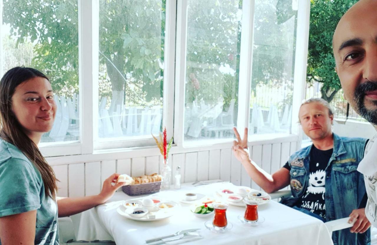 Akmonya Pansiyon Eriklice Buitenkant foto